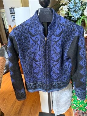 Alpaca zip front sweater from Peru XLFits like L